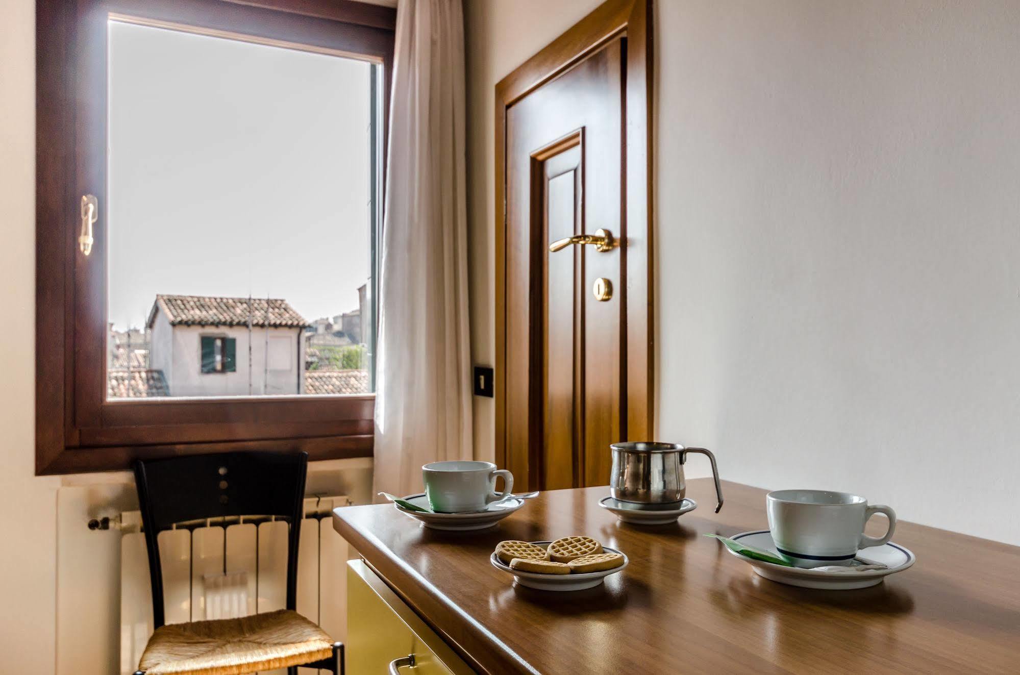 Venice Apartments Экстерьер фото